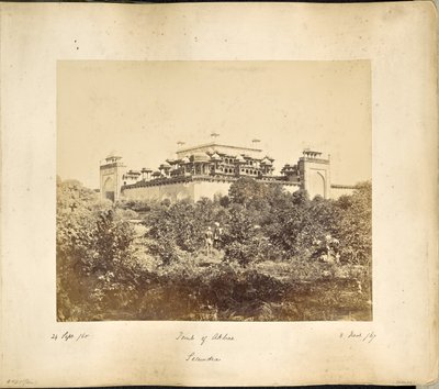 Secundra; Akbarovo mauzoleum od Samuel Bourne