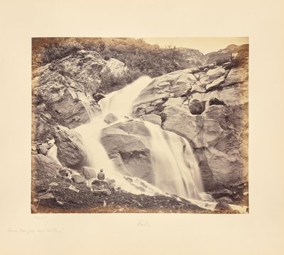 Malý vodopád nad Prini, Kulu od Samuel Bourne
