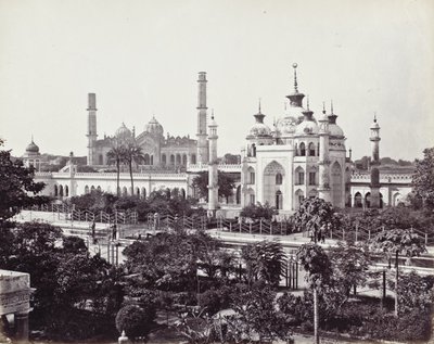 Hrobka Zinat Algiya v komplexu Husainabad Imambara od Samuel Bourne