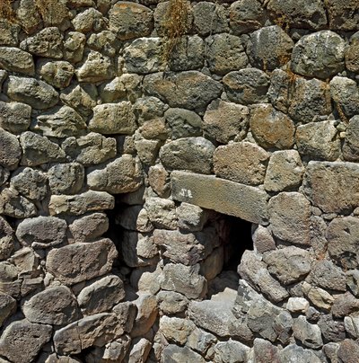 Nuragická kultura (nuraghi) Sardinská: ruiny nuragického města megalitického naleziště Su Nuraxi: královská věž. 1100-1050 před naším letopočtem. Barumini Sardinie Itálie od Sardinia Nuragic Civilization