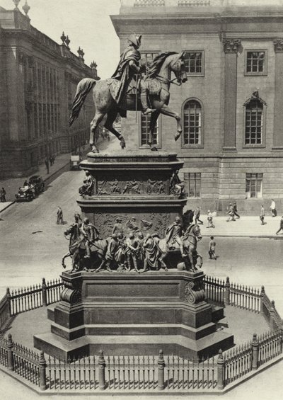 Berlín: Památník Fridricha Velikého; Památník Fridricha Velikého (černobílá fotografie) od Sasha Stone
