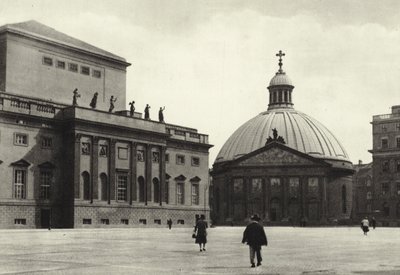 Berlín: Hedwigskirche; Kostel svaté Hedviky (č/b foto) od Sasha Stone
