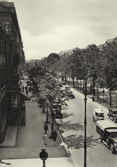 Berlín: Unter den Linden (černobílá fotografie) od Sasha Stone