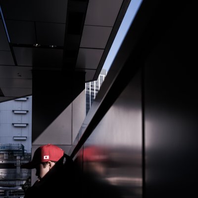 Red Cap – Městská geometrie od Satoshi Hata