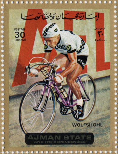 Razítko SAE představující cyklistu Rolfa Wolfshohla (Ne 1938). od School Arabic