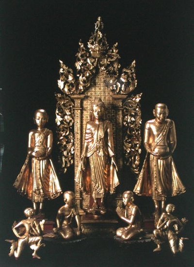 Svatyně (pozlacené dřevo) od School Burmese
