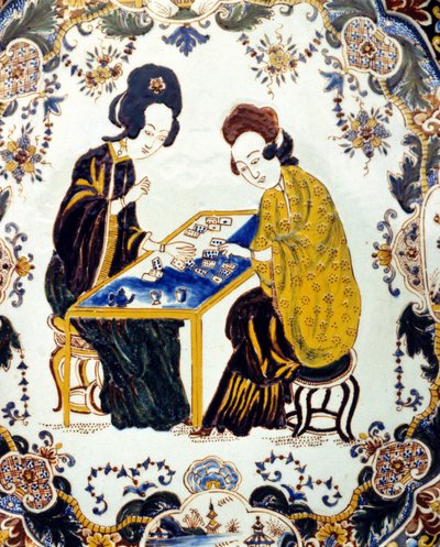 Dvě ženy hrající dámu. Čína 18. století.keramika. Milán od School Chinese