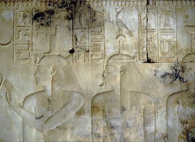 ABYDOS: Chrám Setiho (Sethiho) I., bohyně doprovázející faraona. od School Egyptian