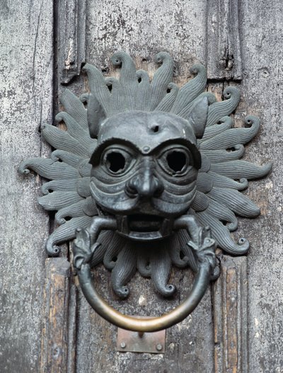 Klepadlo katedrály v Durhamu, kopie bronzového originálu z 12. století (foto) od School English