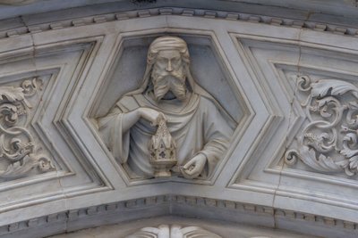 Kristus, detail z reliéfu kolem bočního portálu, katedrála Panny Marie Květinové, Florencie (Seznam světového dědictví UNESCO od School Florentine