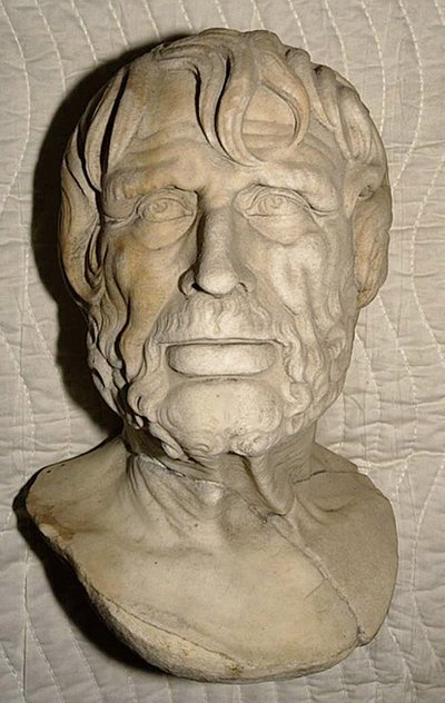 Busta Seneca od School Italian