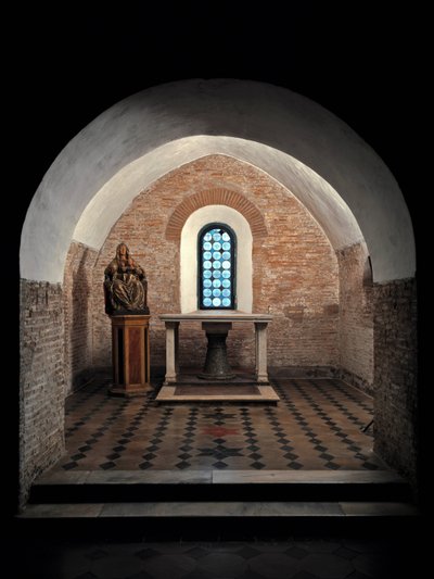 Pohled na první kapli kostela svatých Vincenta a Anastasia, 625-1221 Opatství Tre Fontane (Opatství Tre-Fontane nebo Opatství Tří fontán) poblíž Říma Itálie (Pohled na první kapli kostela sv. Vincenta a Anastasia , 625-1221 Tre Fo od School Italian