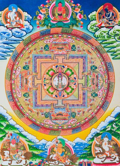 Mandala s tisíci pažemi Avalokiteshvara; posvátný, magický kruh zobrazující jedenáctihlavého bódhisattvu symbolizující nekonečný soucit (kvaš na látce) od School Nepalese