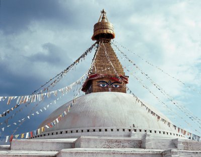 Pohled na buddhistickou stúpu, 8. století od School Nepalese