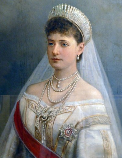 Carina Ruska, Alexandra Ruska od School Russian