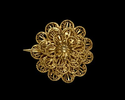 Pin, c. 1900 (zlato) od School Wolof