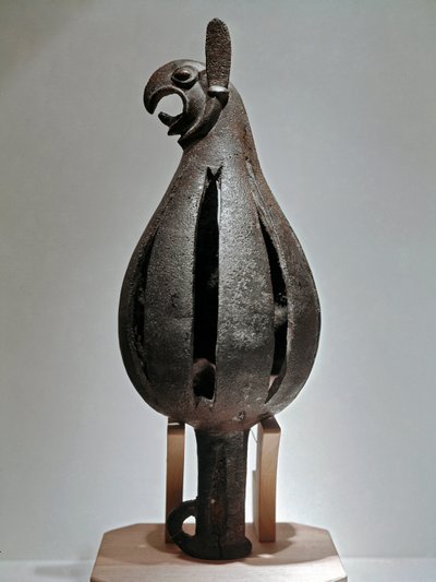 Umění Skythian (skytská civilizace nebo Skythia): ozdoba ve tvaru griffona s hlavou orla. Bronzový předmět, z 2. poloviny 7. století př. Kr. Petrohrad, Ermitáž muzeum od Scythian