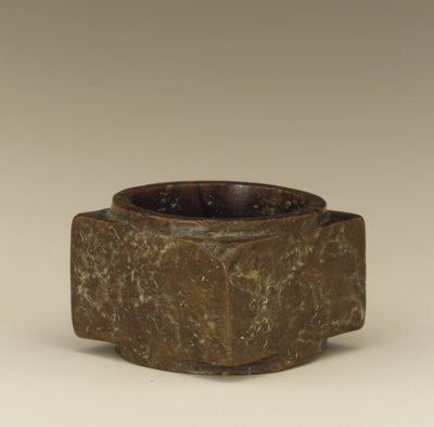 Cong (jade) od Shang Dynasty Chinese School