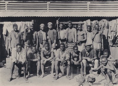 Skupina ve směsi (černobílá fotografie) od South African Photographer
