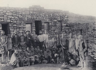 Těžební skupina (černobílá fotografie) od South African Photographer