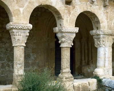 Arkády atria, kostel sv. Michaela, San Esteban de Gormaz, Španělsko, architektura 11.-12. století (foto) od Spanish School