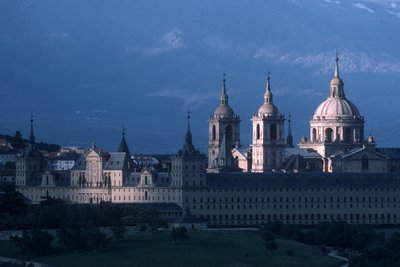 Pohled na klášter San Lorenzo de El Escorial od Spanish School
