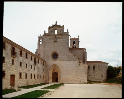 Pohled na klášter San Pedro de Cardena, kde ležely ostatky El Cida a Dona Jimena od Spanish School