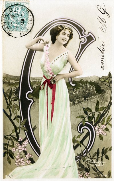 C: Bianca Toledo, umělkyně, zpěvačka a sevillská tanečnice z Belle Epoque - Casino de Paris, Folies Bergere, Jardin de Paris - Abeceda na pohlednici od Studio Reutlinger