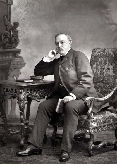 Edmund Yates (1831-94), novinář a romanopisec, portrétní fotografie (černobílá fotografie) od Studio Walery
