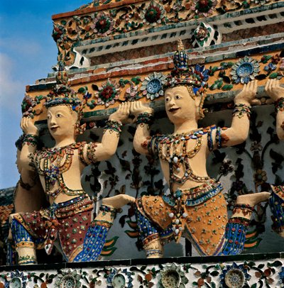 Karyatidy chrámu Wat Arun od Thai School