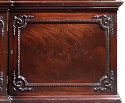 Přelomová knihovna George III od Thomas Chippendale