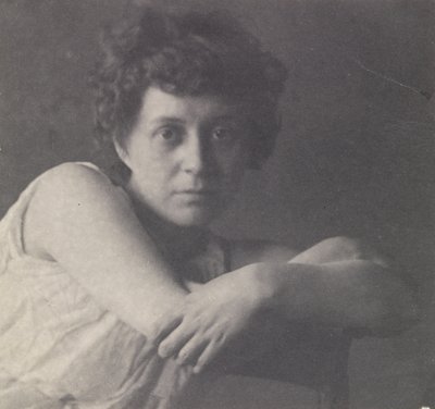 Katherine Cook v klasickém kostýmu od Thomas Eakins