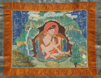 Mahasiddha Luipa, z částečné sady thangky, začátek 19. století (minerální pigmenty na klížené bavlně; originální brokátová montáž) od Tibetan School