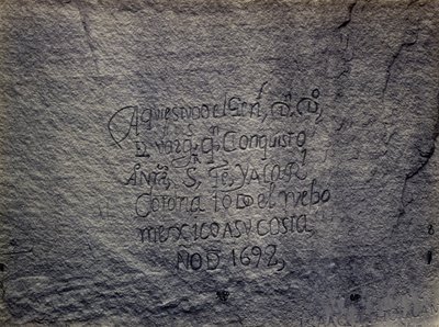 Historické španělské záznamy o dobytí, jižní strana Inscription Rock, Nové Mexiko od Timothy H. O