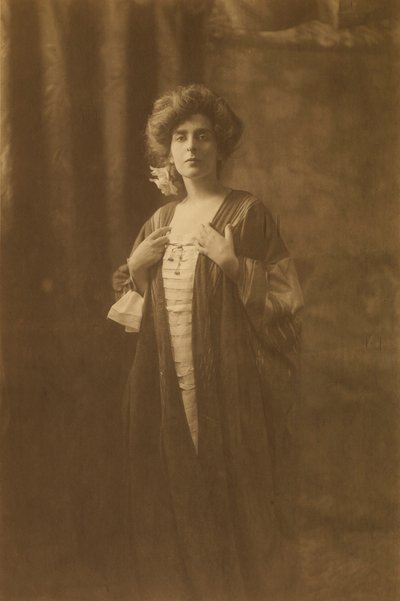 Laura Dreyfus Barney od Toponier Roissonnas