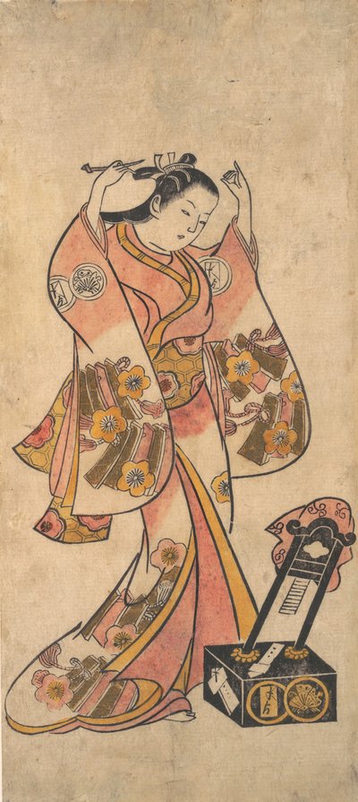 Sanjo Kantaro jako žena aranžující si vlasy před lakovaným zrcadlem, před rokem 1763. od Torii Kiyomasu II.