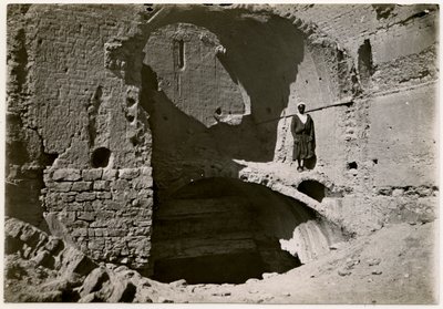 Velká klášterní věž (qasr), Asuán, Egypt, fotografie Ugo Monneret de Villard od Ugo Monneret de Villard