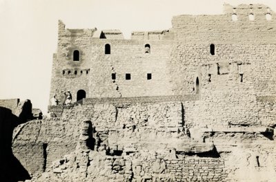 Klášter svatého Simeona po obnově, Asuán, Egypt, fotografie Ugo Monneret de Villard od Ugo Monneret de Villard