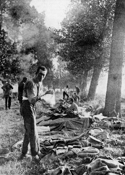 11. husaři bivakovali na Champs po ústupu z Mons, září 1914 1935 od Unbekannt