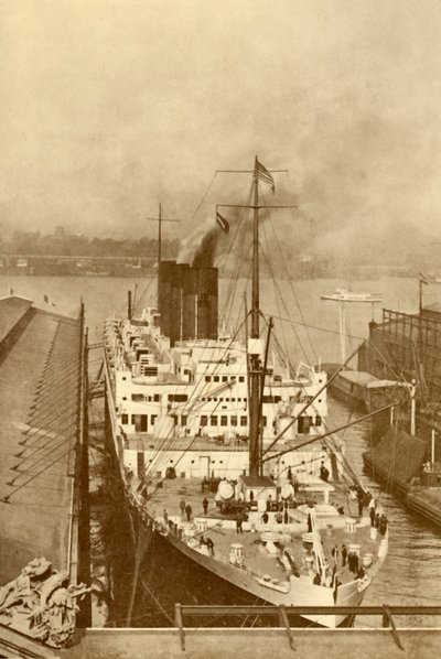 Slavný francouzský parník, Paříž 34 569 tun, c1930. od Unbekannt