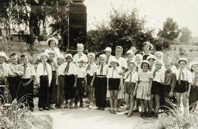 Jednotka Young Pioneers v Jaltě, Krym, SSSR, 50. léta od Unbekannt