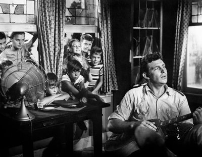 Tvář v davu, režie Elia Kazan od Unbekannt