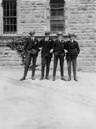 Skupina školáků nebo studentů, 1900-c1930 od Unbekannt