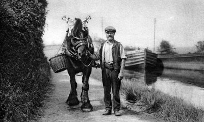 Kůň táhne člun na kanálu, 1926-1927 od Unbekannt