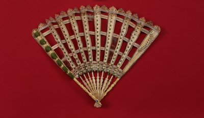 Vzácný ventilátor, francouzský nebo anglický, cca 1580 (vellum a slída) od Unbekannt