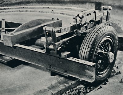 Testovaná pneumatika pro roadster, 1937 od Unbekannt