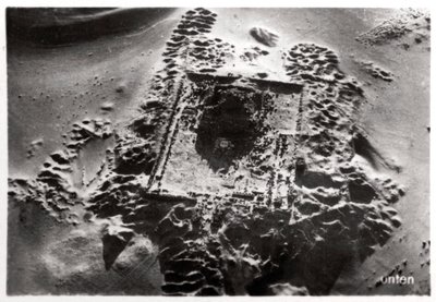 Letecký pohled na archeologické vykopávky poblíž Sakkáry, Egypt, 1931 1933 od Unbekannt