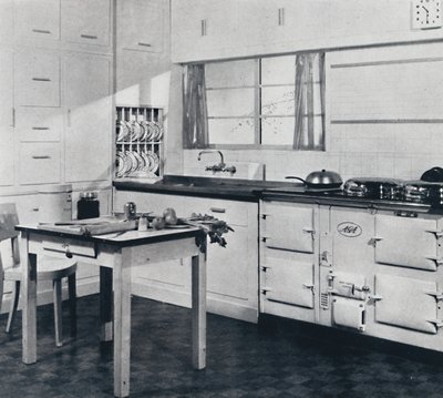 Aga Heat Ltd. Model F Aga sporák pro velký dům v černém a krémovém smaltu od Unbekannt