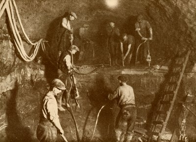 Při práci na novém tunelu Mersey, c1930. od Unbekannt