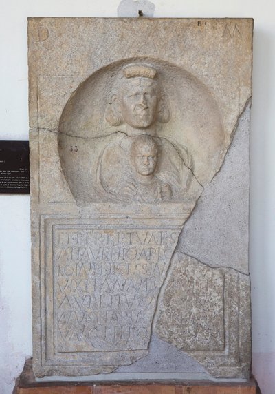 Aurelio Apio, stéla od Unbekannt